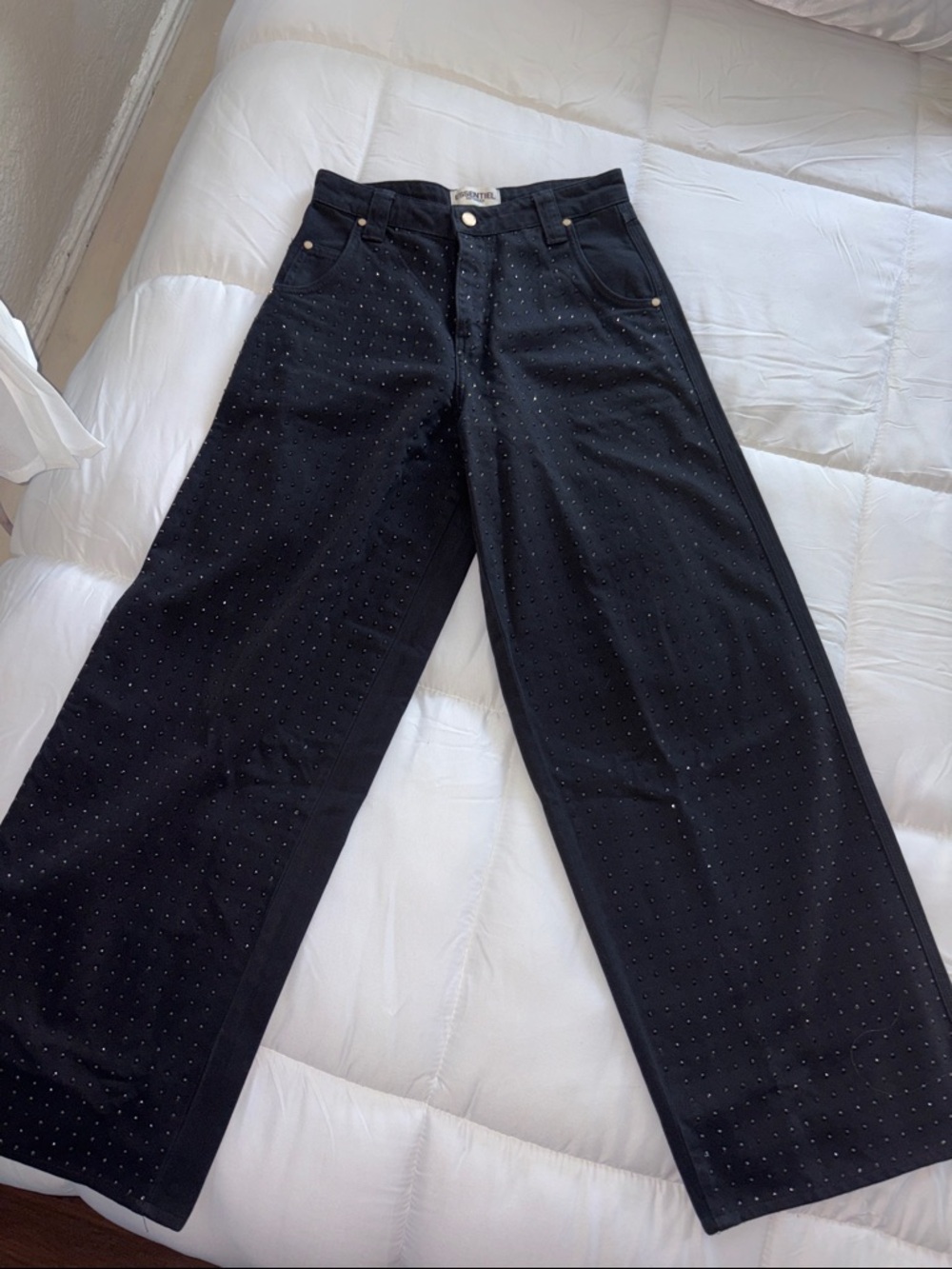 High-Rise Black Wide-Leg Jeans with Stud Detail